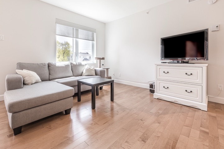 Salon — 543 rue St-Joseph, Lévis